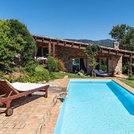 Su Tauloni Tatil Evi Is Molas